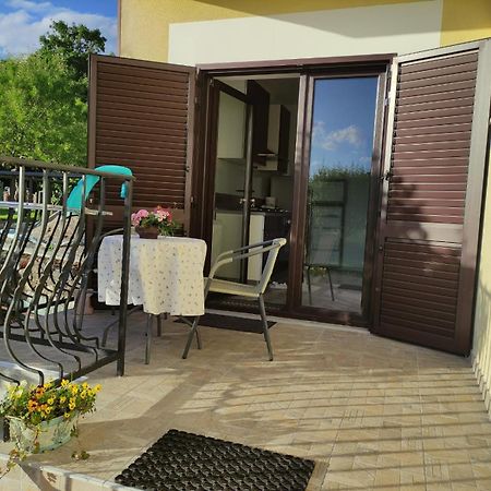Apartmani Melia Marčelji 外观 照片