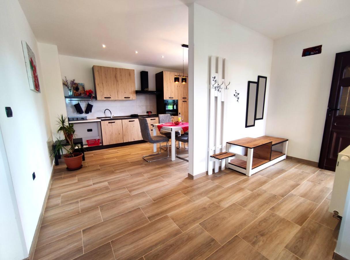 Apartmani Melia Marčelji 外观 照片