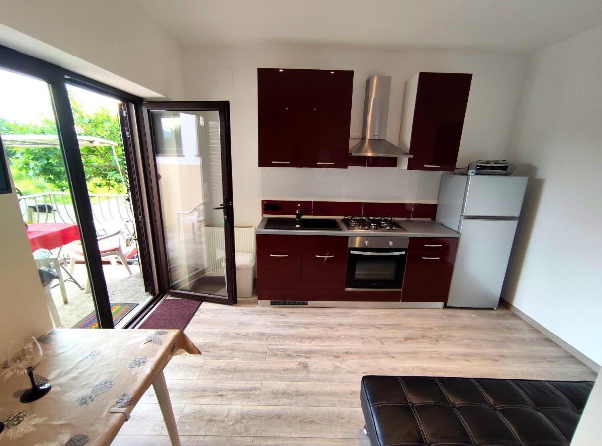 Apartmani Melia Marčelji 外观 照片