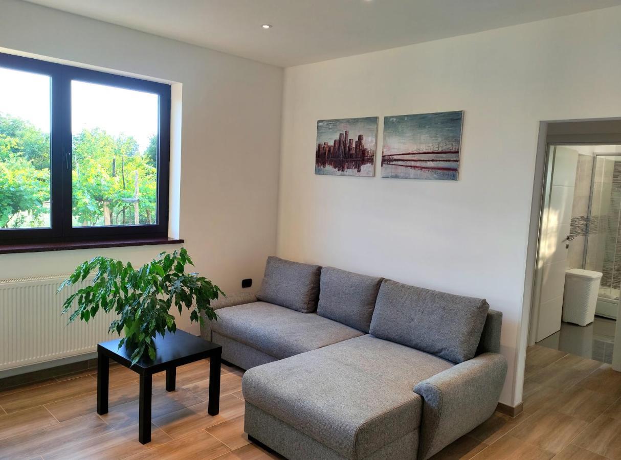 Apartmani Melia Marčelji 外观 照片