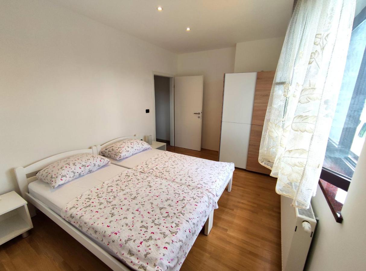 Apartmani Melia Marčelji 外观 照片